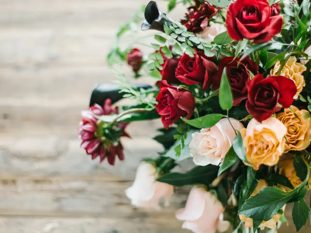 Elegant Floral Decorations for Corporate Events | Corporate Galleries