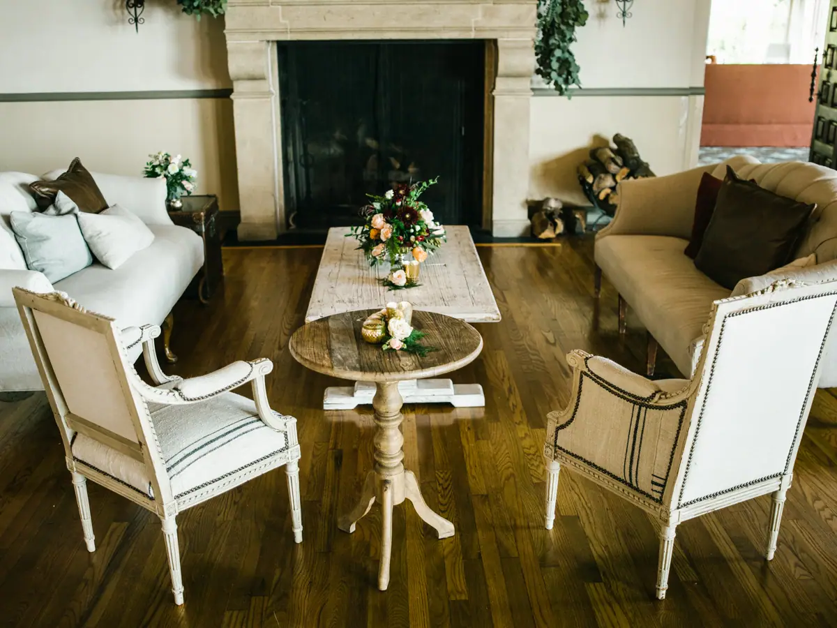 Elegant Floral Decorations for Corporate Events | Corporate Galleries